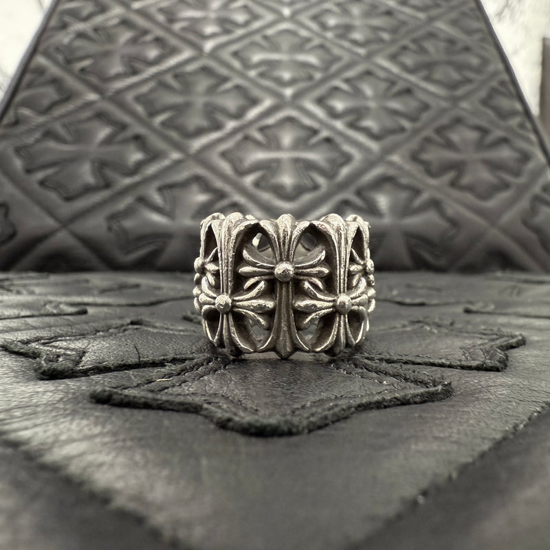 CHROME HEARTS Cemetery Cross Ring