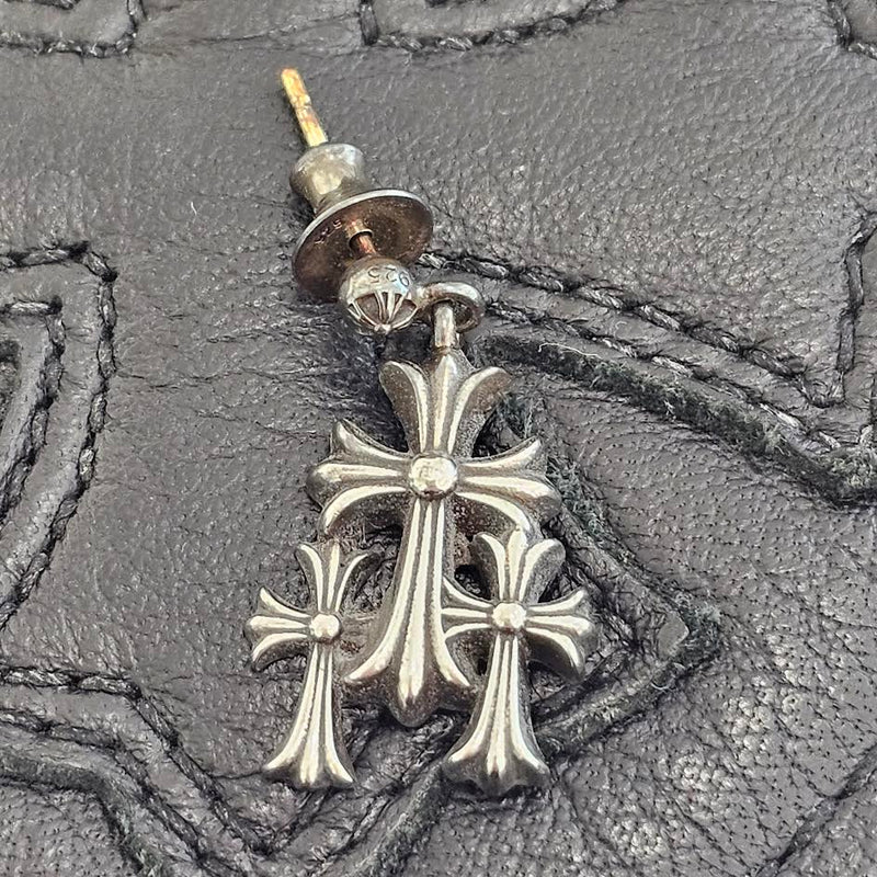 CHROME HEARTS 3 Cemetery Cross Earring