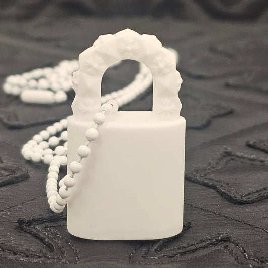 CHROME HEARTS 2023SS PADLOCK Flare Knee Silicon Rubber Necklace