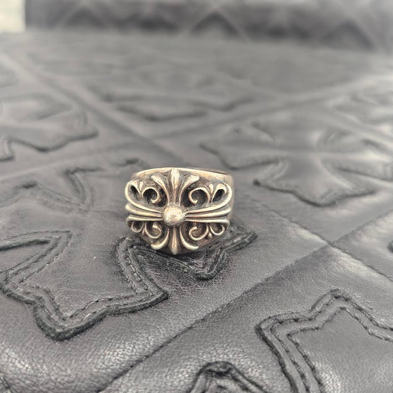 CHROME HEARTS KEEPER RING