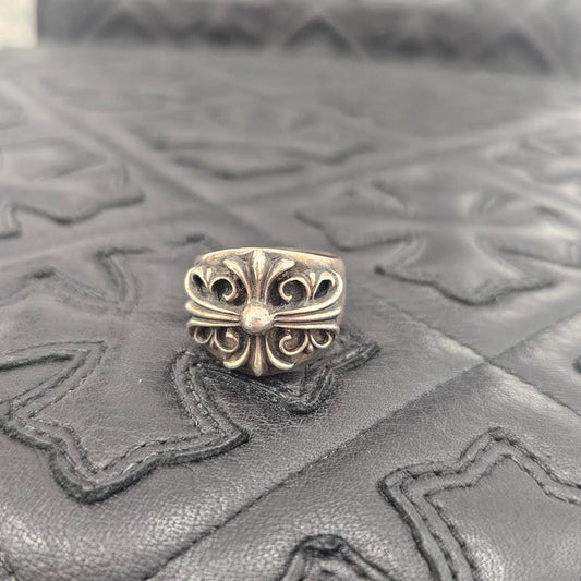 CHROME HEARTS KEEPER RING