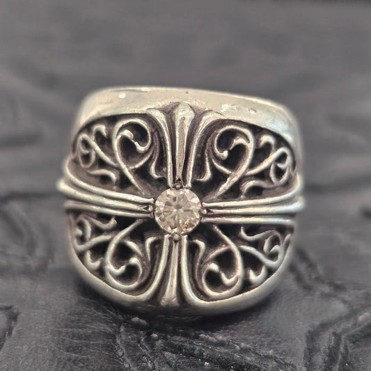 CHROME HEARTS Classic Oval Cross Ring 1 Diamond