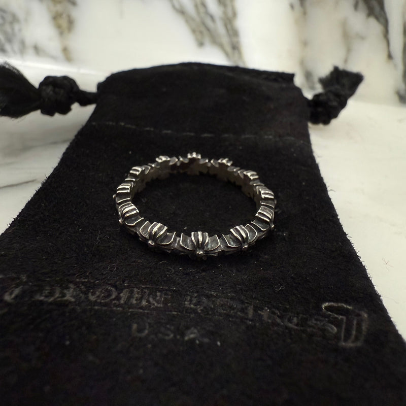 CHROME HEARTS Tiny E CH Band Sliver Ring