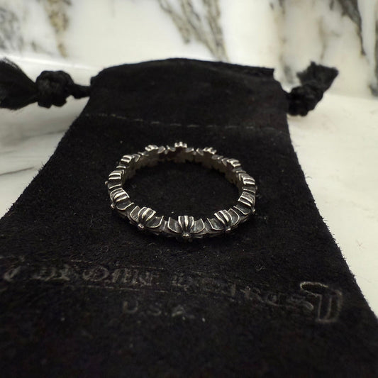 CHROME HEARTS Tiny E CH Band Sliver Ring