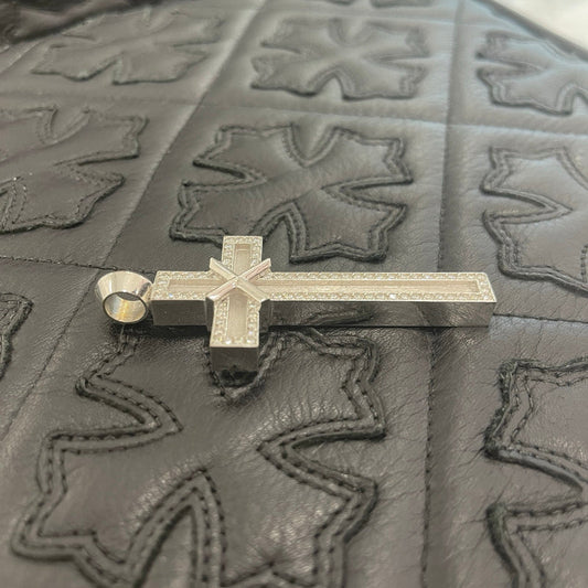 CHROME HEARTS MAPPLE THORPE Small Pendant Top 18K