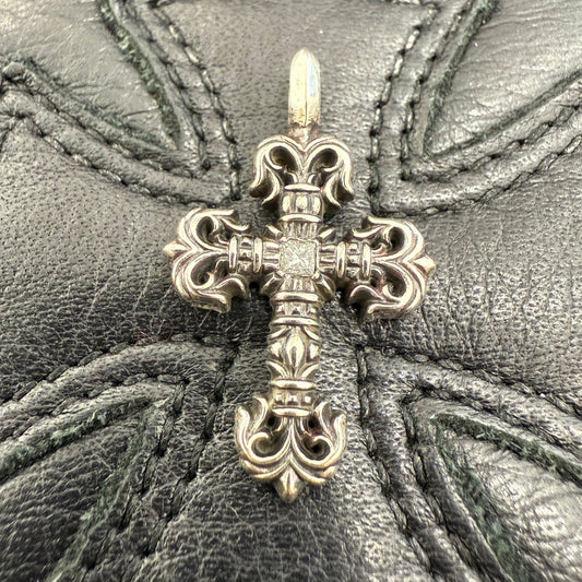 CHROME HEARTS Filigree Cross Charm 1 Diamond Pendant Top