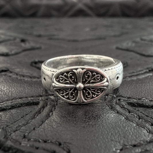 CHROME HEARTS Classic Oval Cross Belt Ring