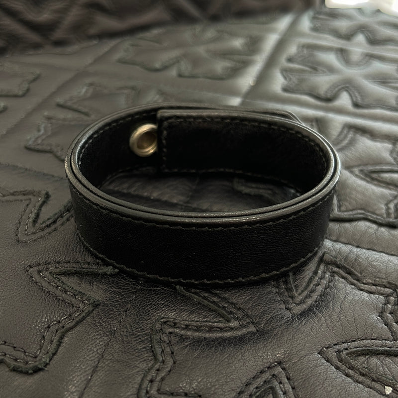 CHROME HEARTS 3BTN 2SNP LEATHER BRACELET