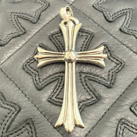 CHROME HEARTS Large Cross With Bail Pendant Top